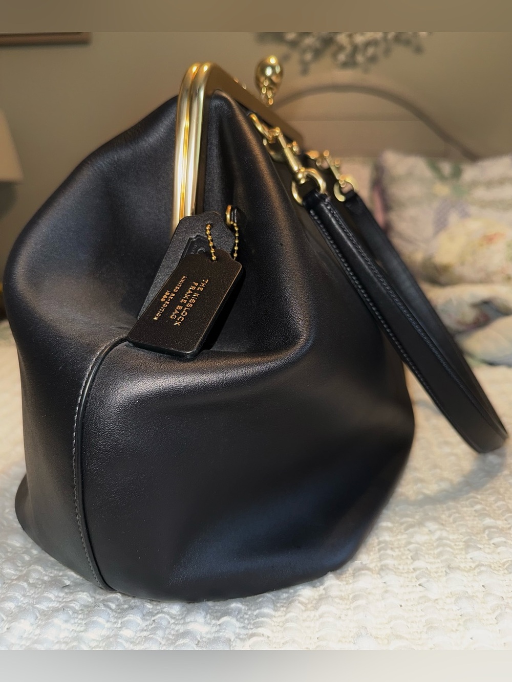 COACH, the Large Kisslock Frame Bag - Picture 2 of 6